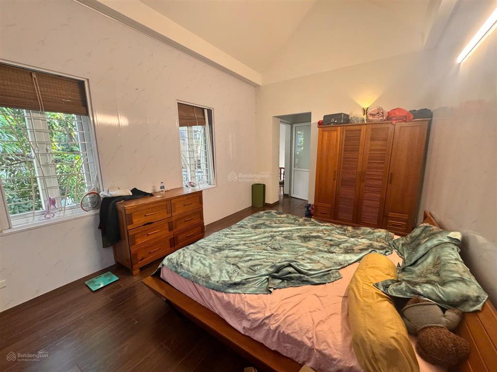 Cho thuê nhà vườn đẹp 5 tầng khu phố tứ liên, tây hồ, hà nội0981 222 ***
