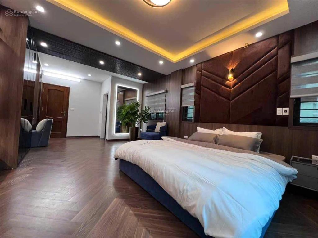 Cho thuê nhà 5 tầng có thang máy khu phố tứ liên, tây hồ, hà nội 0981 222 ***