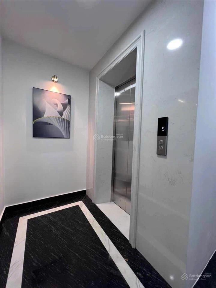 Cho thuê nhà 5 tầng có thang máy khu phố tứ liên, tây hồ, hà nội 0981 222 ***