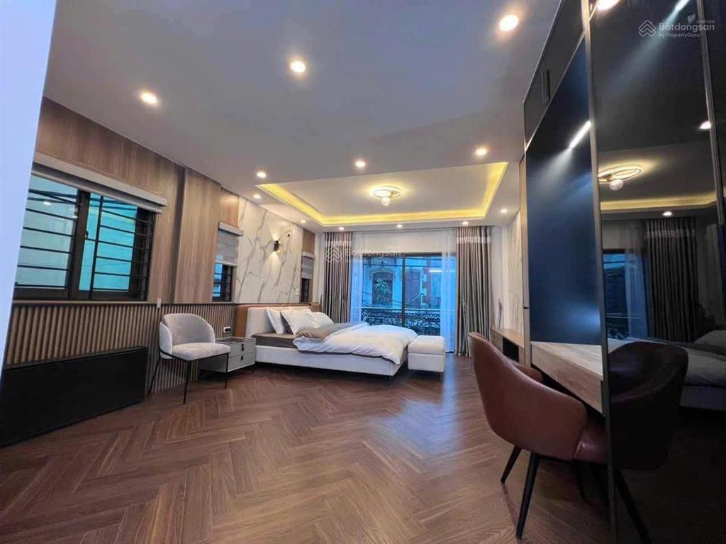 Cho thuê nhà 5 tầng có thang máy khu phố tứ liên, tây hồ, hà nội 0981 222 ***