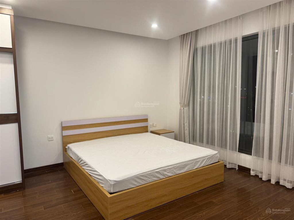 Cho thuê căn hộ 2 phòng ngủ d. le roi soleil tây hồ, hà nội 0981 222 ***