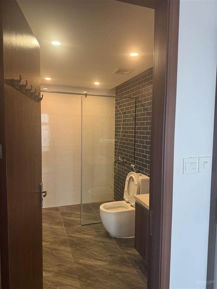 Cho thuê căn hộ 2 phòng ngủ d. le roi soleil tây hồ, hà nội 0981 222 ***