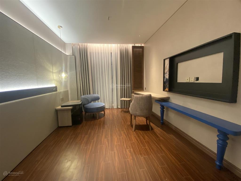 Cho thuê khách sạn 10 tầng mặt phố văn cao  ba đình, hà nội  0981 222 ***