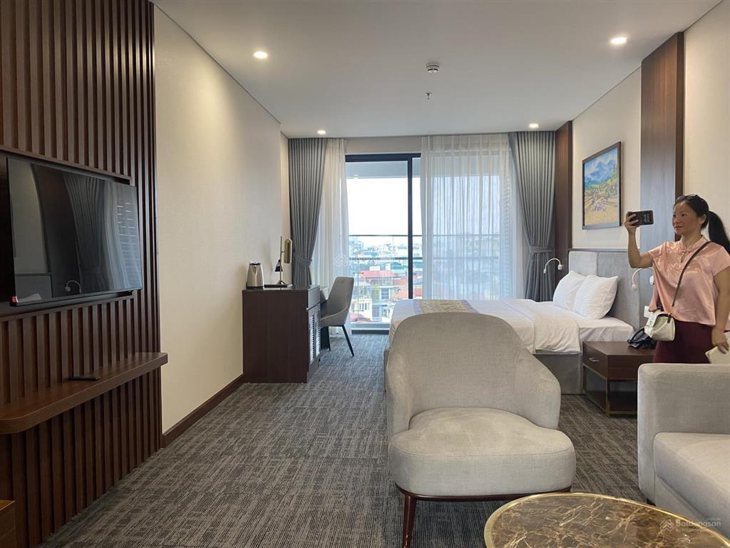 Cho thuê khách sạn 10 tầng mặt phố văn cao  ba đình, hà nội  0981 222 ***