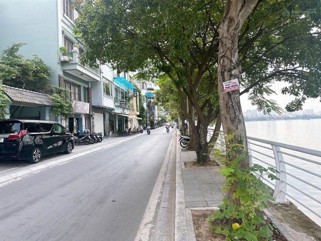 Bán nhà 4 tầng mặt phố nguyễn đình thi  vị trí đẹp ven hồ tây  hà nội0981 222 ***