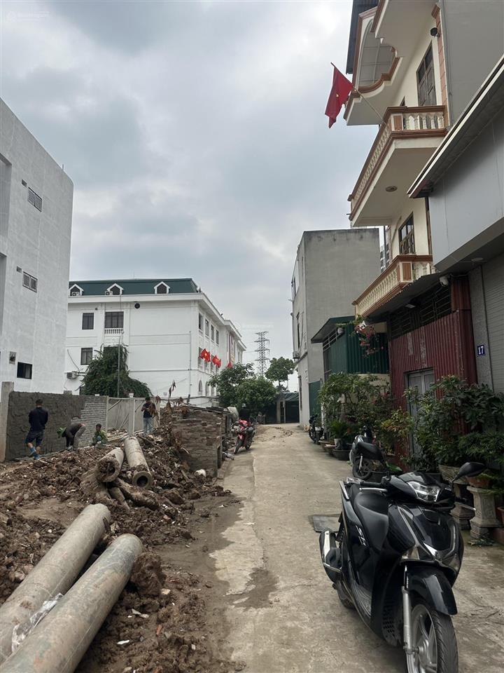 Bán nhà riêng đường yên nội, ô tô tránh nhau diện tích 37m2 x 3 tầng  0843 592 ***