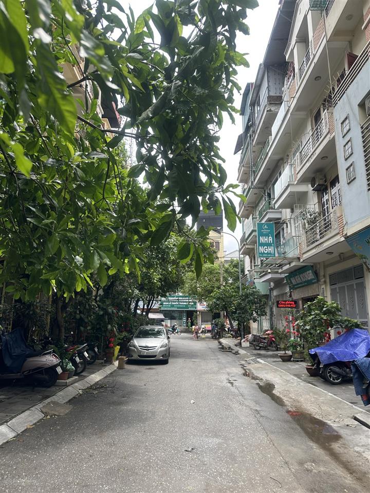 Cho thuê nhà riêng ngõ 28 xuân la ô tô tránh 65m2 x 4 tầng  0843 592 ***
