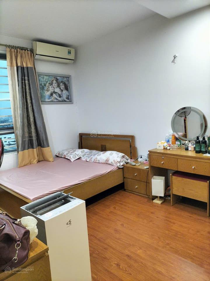 Bán gấp căn hộ 85,5m2 3pn nằm mặt phố phạm văn đồng giá hơn 6 tỷ