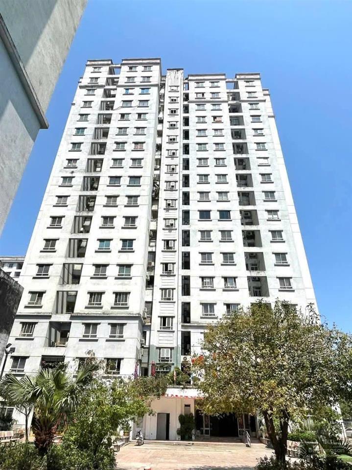 Chính chủ cần bán căn hộ tại kđt thành phố giao lưu sổ đỏ lâu dài