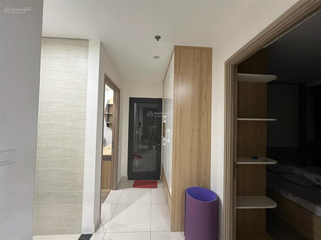 Cho thuê căn 2n giá 9tr/tháng, full nội thất, nhà sạch, tòa s2 vinhomes smart city, vào ở được luôn