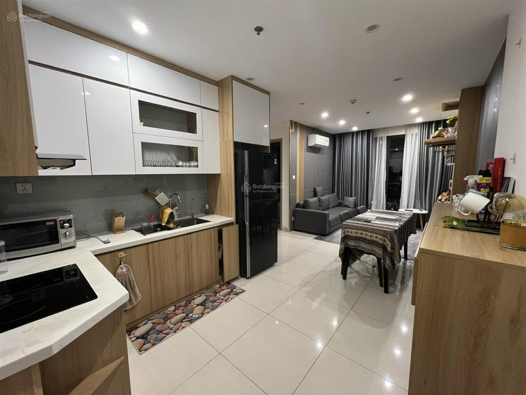 Cho thuê căn 2n giá 9tr/tháng, full nội thất, nhà sạch, tòa s2 vinhomes smart city, vào ở được luôn