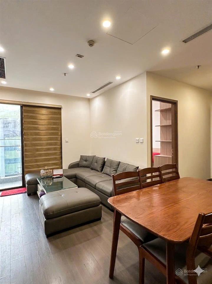 Cho thuê căn hộ 2n  2vs  64,4m2 tonkin 1, đầy đủ nội thất, giá 12 tr/tháng, cạnh parkingzone 3