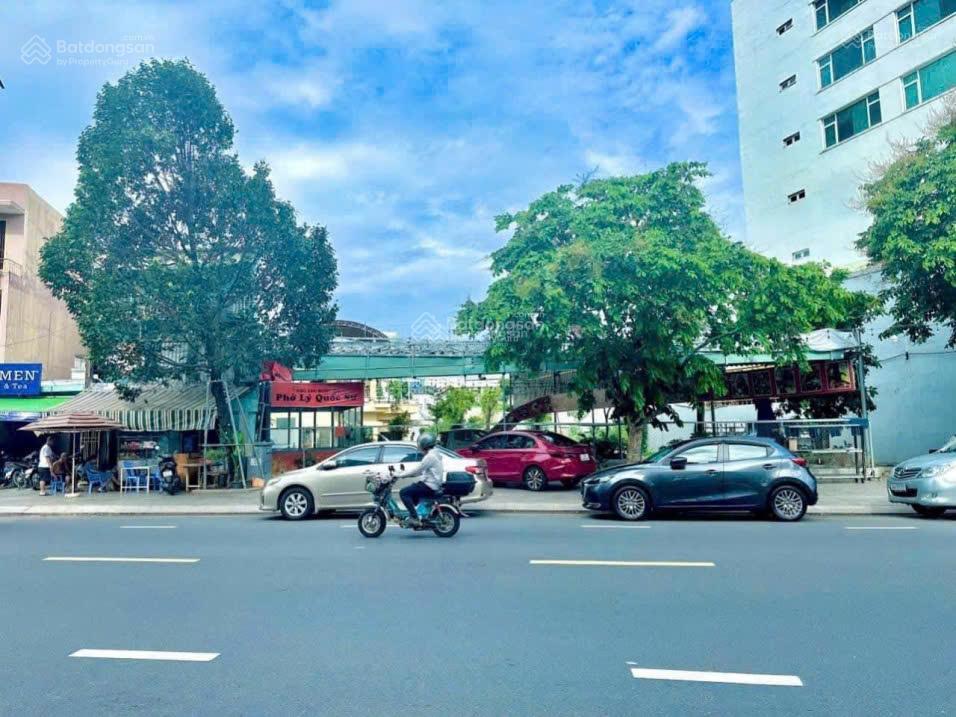 Chính chủ bán lô đất đẹp 2.300m2 đường hà huy giáp, tp biên hòa. giá bán 185 tỷ (có thương lượng)