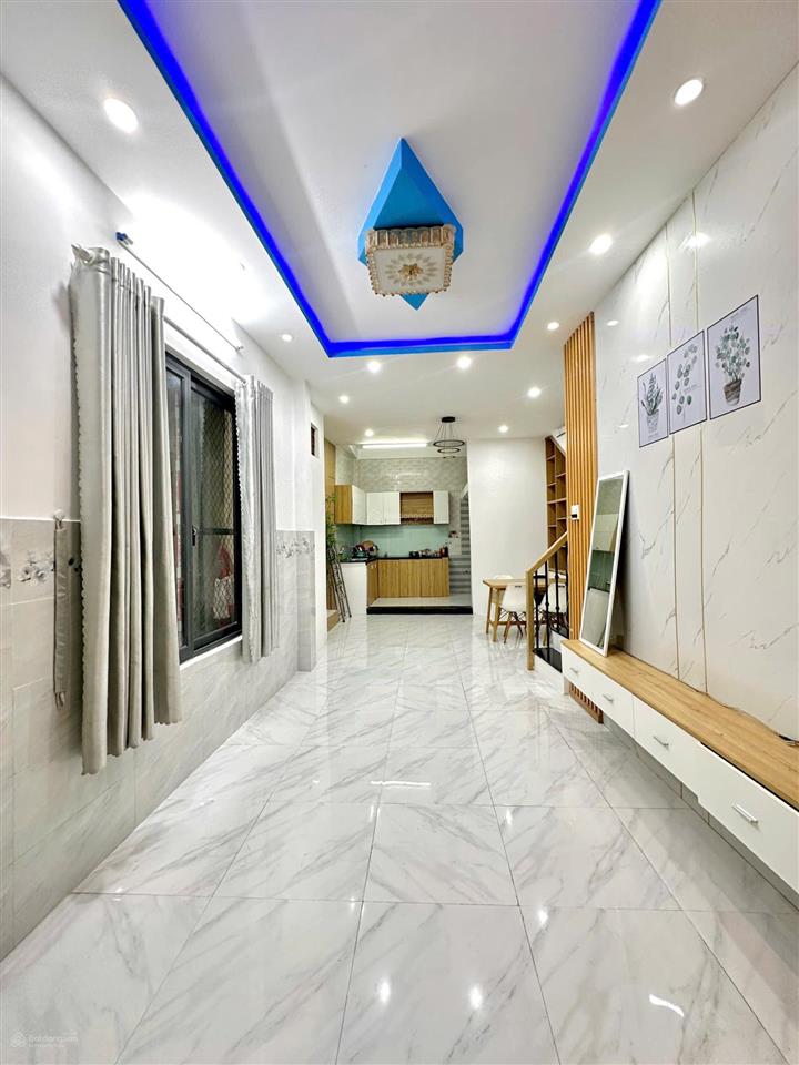 Bán gấp nhà 46m2 x 2 tầng đẹp, 3,8 tỷ nở hậu đẹp ở luôn. p hoàng diệu  đà nẵng