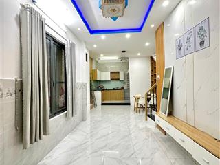 Cc bán gấp nhà 46mx2 tầng đẹp, 3,8 tỷ nở hậu đẹp ở luôn. p hoàng diệu đà nẵng