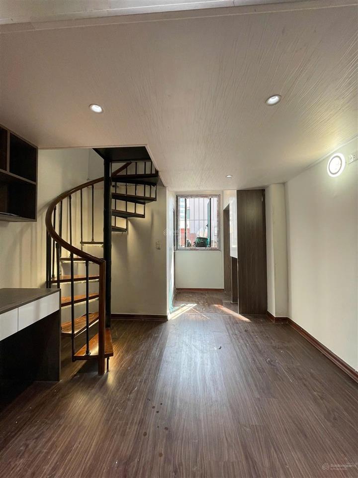Cc mình bán căn tt 50m2 siêu đẹp thoáng 2,69 tỷ, 2 pn, vs khép kín. phố huế