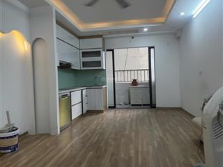Cc cho thuê căn cc 80m, 3 pn giá 11 triệu khu linh đàm