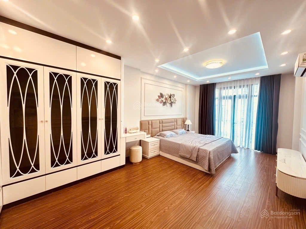 Bán gấp liền kề xa la, 68m2x4t, nhà đẹp, đường 12m giá nhỉnh 15 tỷ