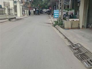 Bán nhà 2 tầng 68m2 đường trước đất ô tô tránh, kinh doanh thuận tiện