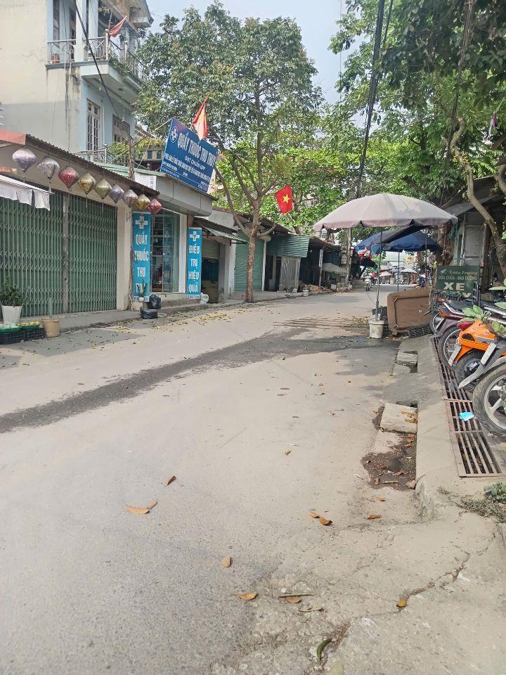 Bán nhà 2 tầng 68m2 đường trước đất ô tô tránh, kinh doanh thuận tiện