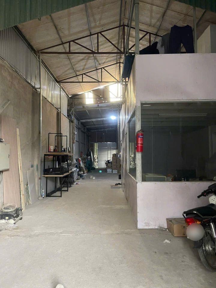 Bán 365m2 xưởng mặt trục chính contenner đỗ ngày đêm Vân Côn, Hoài Đức