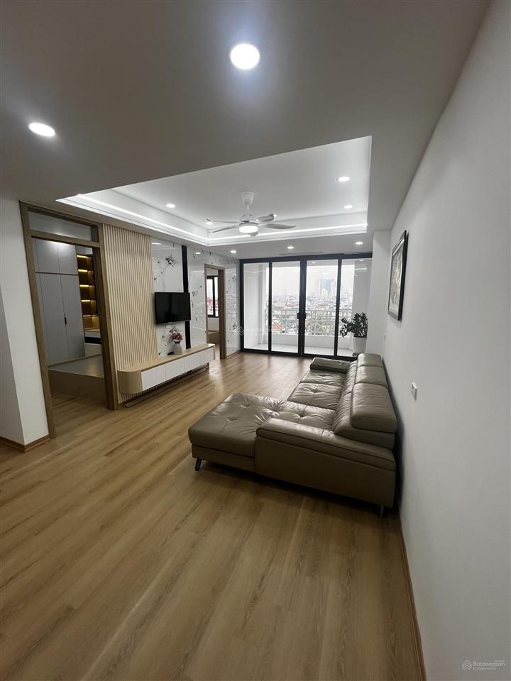 Chính chủ bán chcc 902 nhà h đền lừ 1, dt 67m2, 2pn, 2wc, cạnh times, chưa nhập trạch, 0965 190 ***