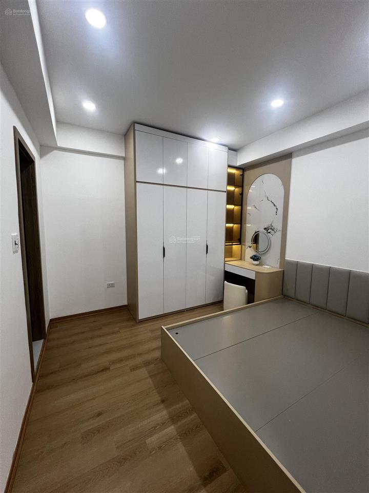 Chính chủ bán chcc 902 nhà h đền lừ 1, dt 67m2, 2pn, 2wc, cạnh times, chưa nhập trạch, 0965 190 ***