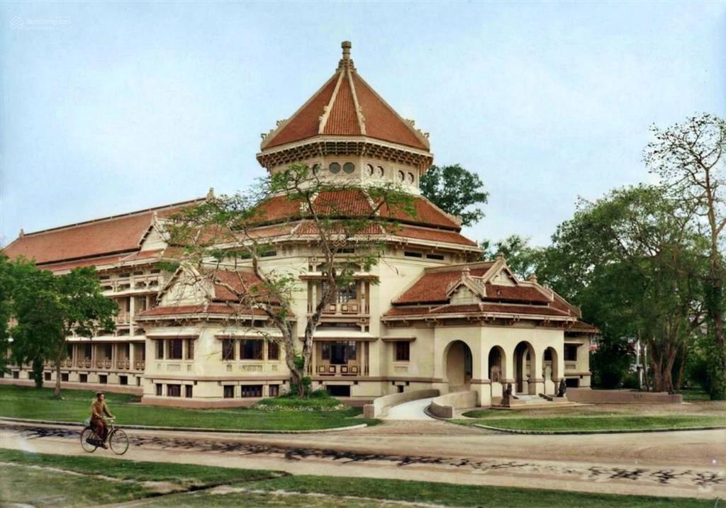 Cần bán nhà mặt phố thợ nhuộm, dt 490m2, mt 13,5m, tặng giấy phép xây dựng 10 tầng