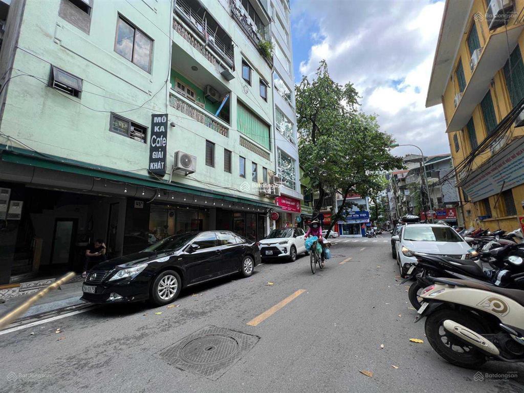 Cần bán tòa nhà 15 tầng mặt phố trần hưng đạo, dt 438m2, mt 10,5m,  0916 044 ***