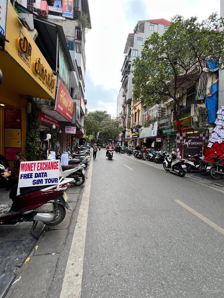 Bán nhà 4 tầng mặt phố hàng bè, dt 433m2, mt 11,7m