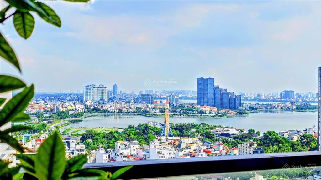 Cần bán ch penthouse duplex căn góc, 2 mặt thoáng, 4pn, nội thất cao cấp