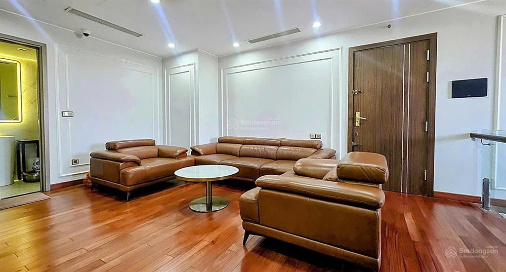 Cần bán ch penthouse duplex căn góc, 2 mặt thoáng, 4pn, nội thất cao cấp