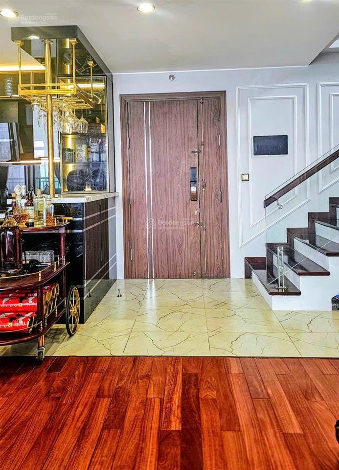 Cần bán ch penthouse duplex căn góc, 2 mặt thoáng, 4pn, nội thất cao cấp