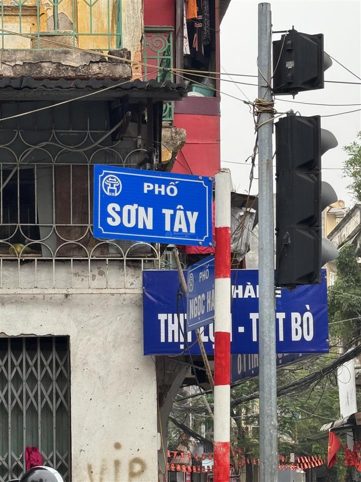 Bán nhà mặt phố sơn tây, ba đình, 1,2 tỷ / m2, 438m2, view đẹp