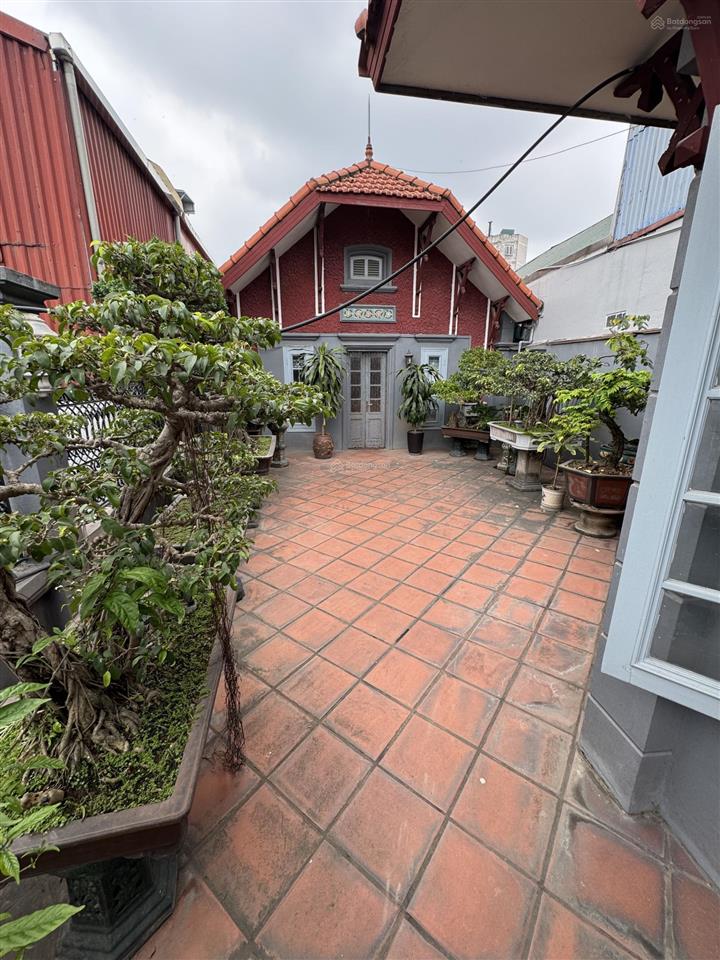 Bán nhà mặt phố hòe nhai ba đình 182m24t mt6,5m 2 thoáng 145 tỷ hoè nhai.