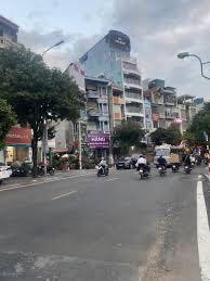 Cho thuê nhà mặt phố nguyễn du, dt 530m2, mt 12m, xây 2 tầng