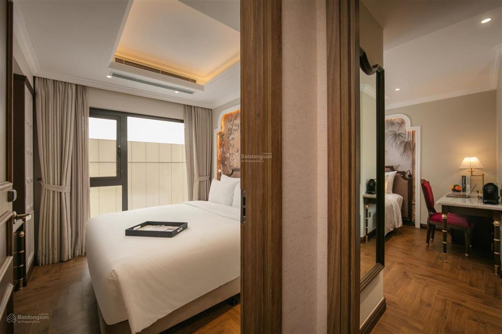 Cần bán khách sạn 42, 44 hàm long, gồm 100 phòng, cho thuê 36 tỷ/năm