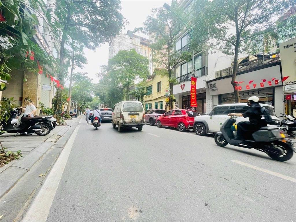 Tôi cần bán nhà mặt phố hàng muối, dt 75m², mt 5m, xây 5 tầng