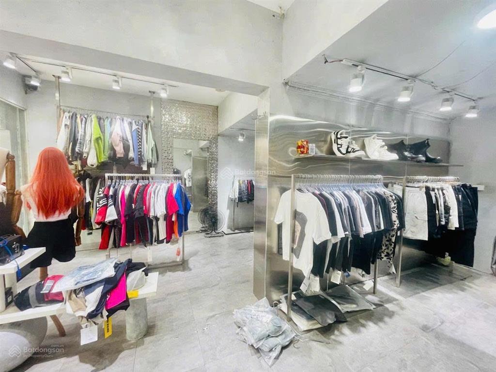 Tôi cần bán nhà mặt phố hàng muối, dt 75m², mt 5m, xây 5 tầng
