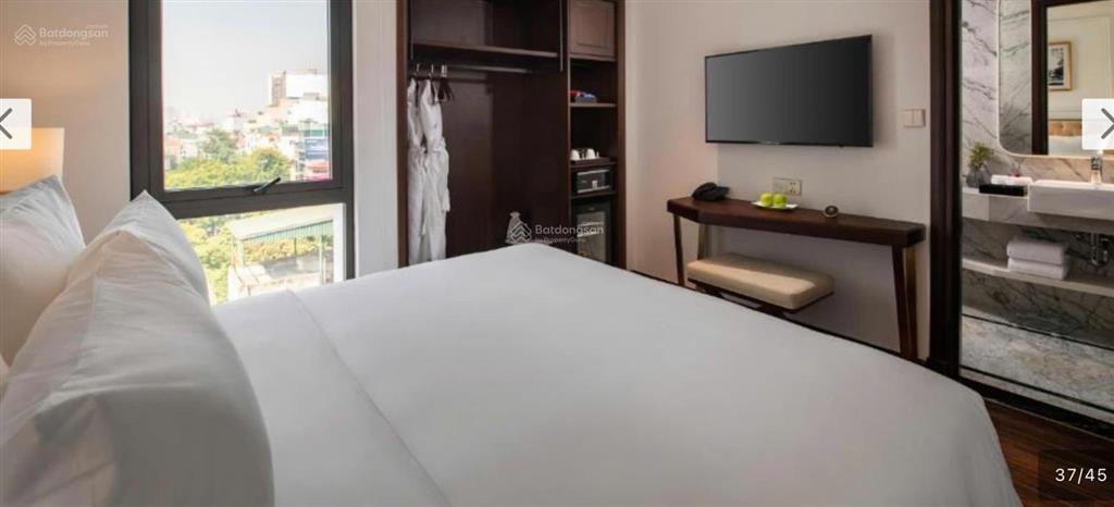 Cần bán khách sạn mặt phố hàng bông, dt 222m2 xây 9 tầng, 1 hầm 40 phòng