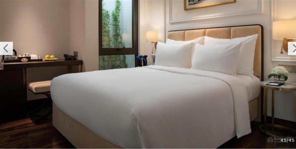 Cần bán khách sạn mặt phố hàng bông, dt 222m2 xây 9 tầng, 1 hầm 40 phòng