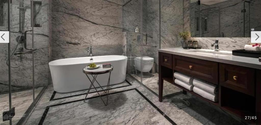 Cần bán khách sạn mặt phố hàng bông, dt 222m2 xây 9 tầng, 1 hầm 40 phòng