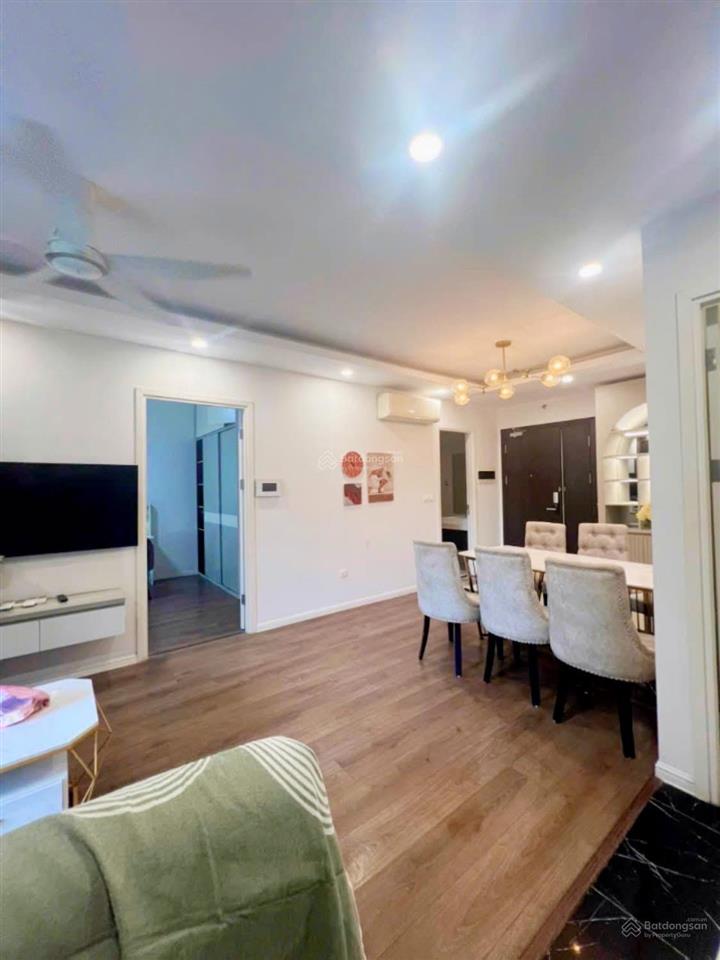Cần bán chcc c0211 khu 423 minh khai, dt 73m2, nội thất cao cấp