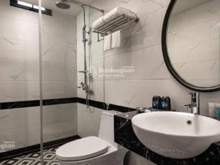 Khách sạn hàng buồm, 305m2, mặt tiền 10m, 65 phòng cao cấp, spa, gym, bar, bể bơi,  0916 044 ***