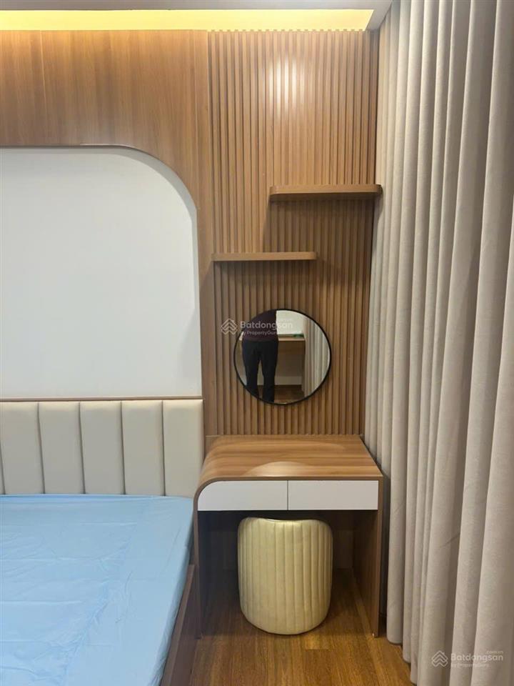 Tôi cần bán chcc brg 25 lê văn lương, dt 161,4m2, 4pn, 3wc, ban công đông nam, tây nam