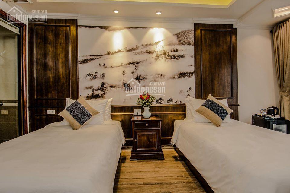Tôi cần bán khách sạn mặt phố mã mây, xây 7 tầng,  0916 044 ***