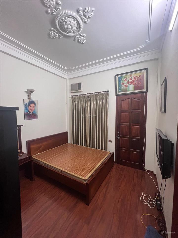 Cần bán nhà mặt phố hàng bông dt 134m2, mt 5,6m, vuông vắn, tặng gpxd 2 hầm, 7,5 nổi