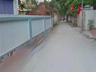 Rẻ nhất kiêu kỵ, bán 59m đất thổ cư, đường 7 chỗ thông, view sân chơi, chỉ 5.25 tỷ