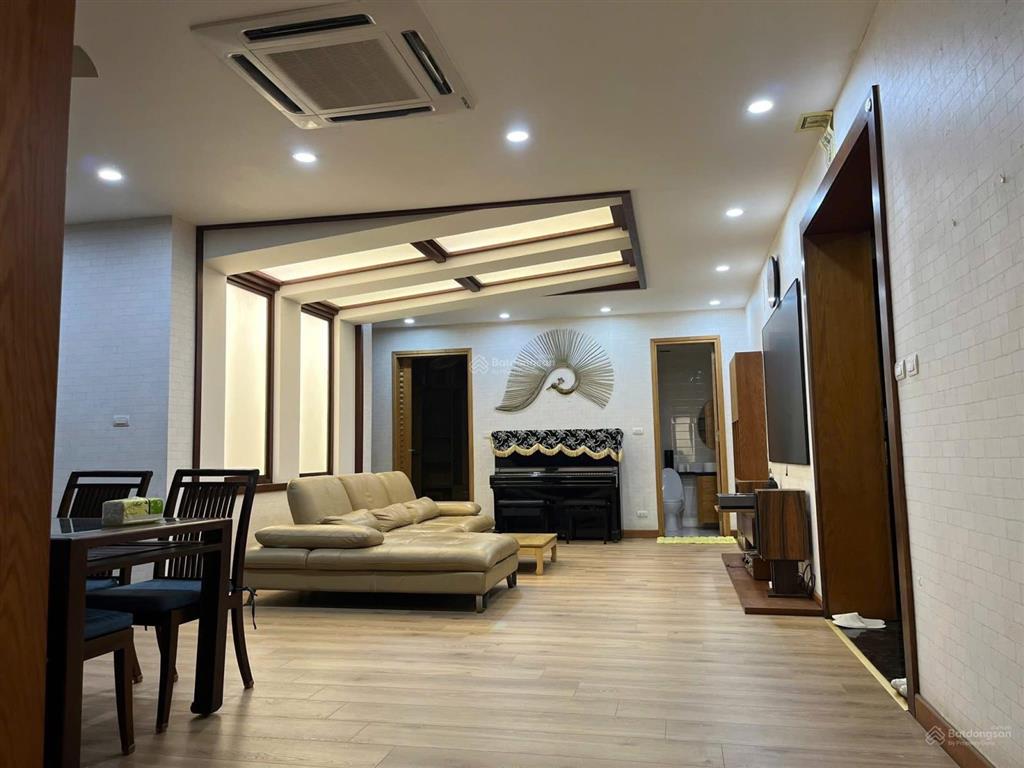 Bán cc 160m2 tại hoàng đạo thúy, cầu giấy, hà nội, giá ưu đãi chỉ với 92 triệu/m2 rẻ nhất trung hoà