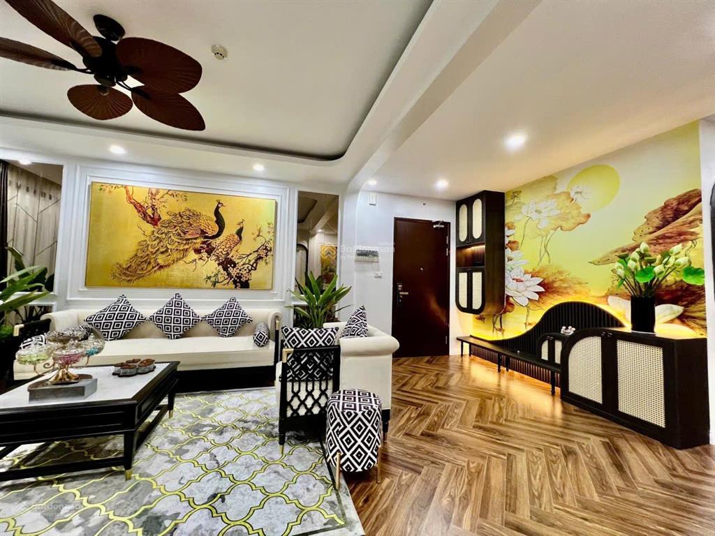 Chủ nhà cần bán căn hộ tòa 24t1  đường hoàng đạo thúy 160m2  3pn, 3wc nhà đẹp có slot ô tô
